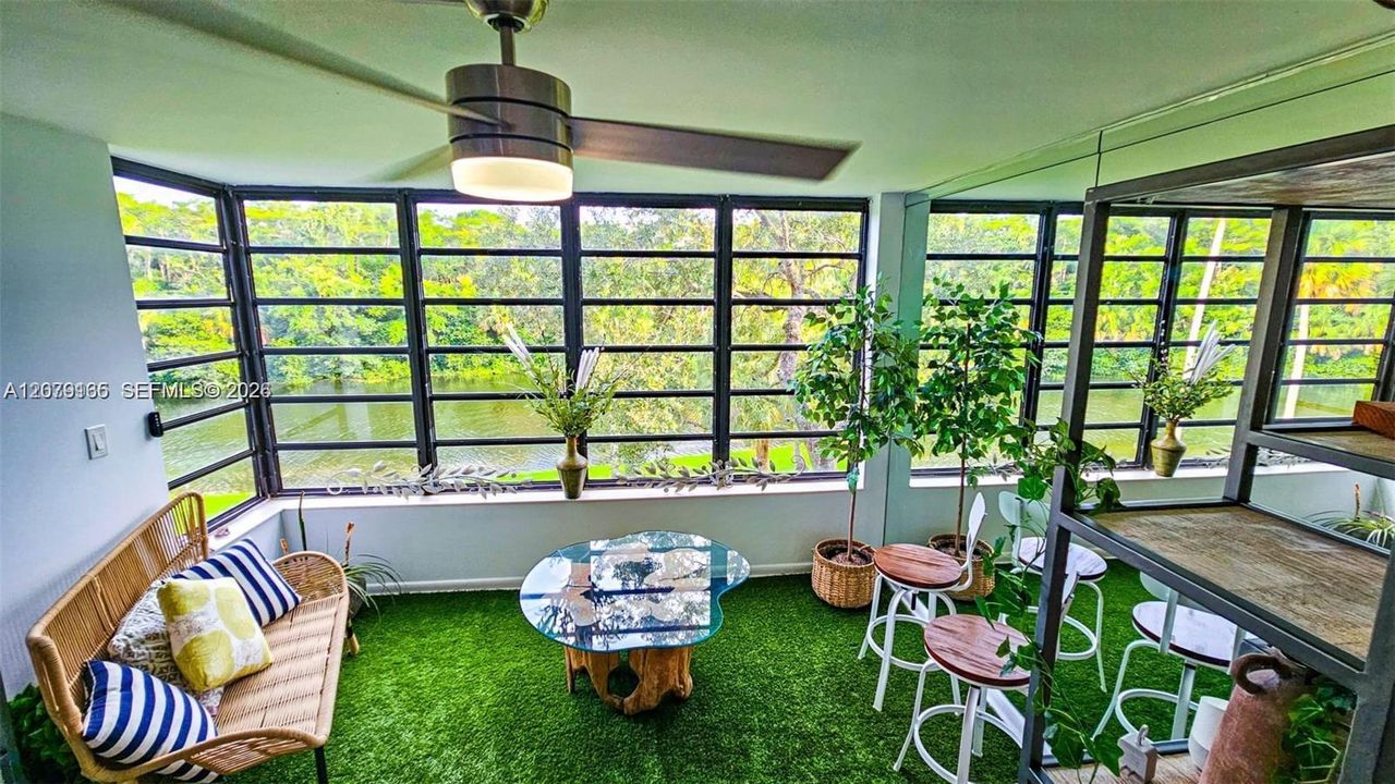 En Venta: $259,000 (2 camas, 2 baños, 1093 Pies cuadrados)