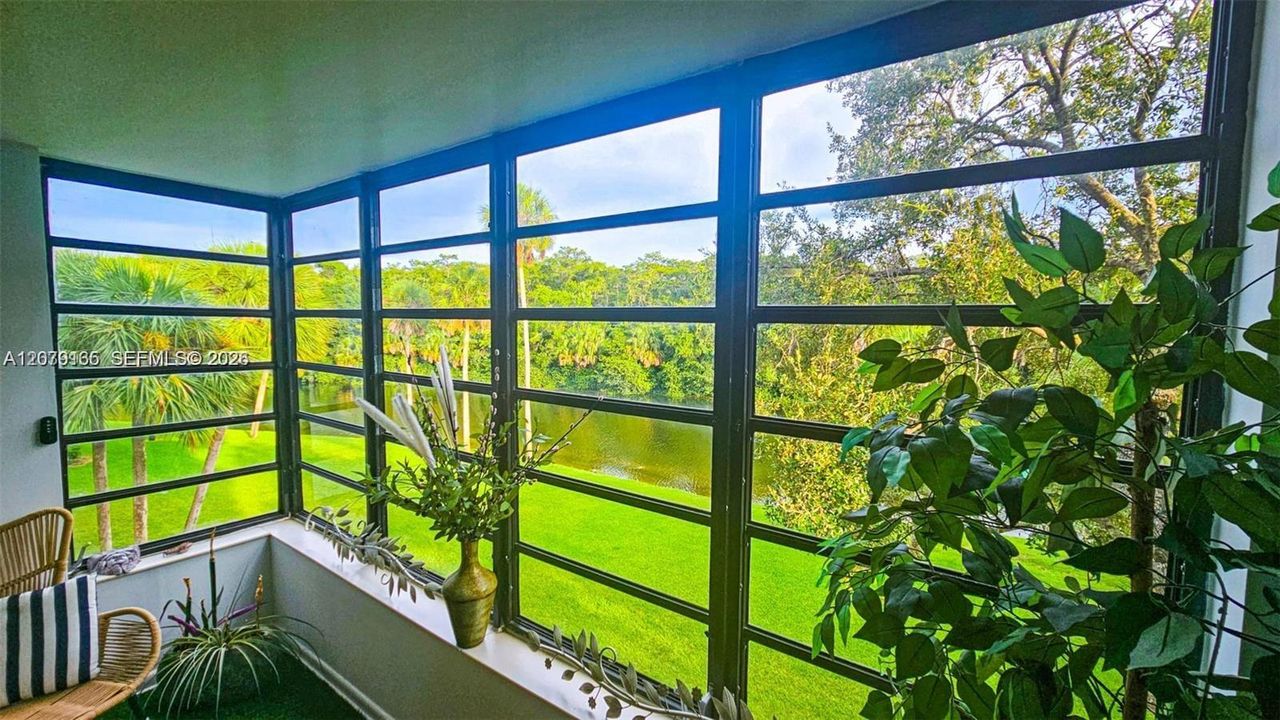 En Venta: $259,000 (2 camas, 2 baños, 1093 Pies cuadrados)