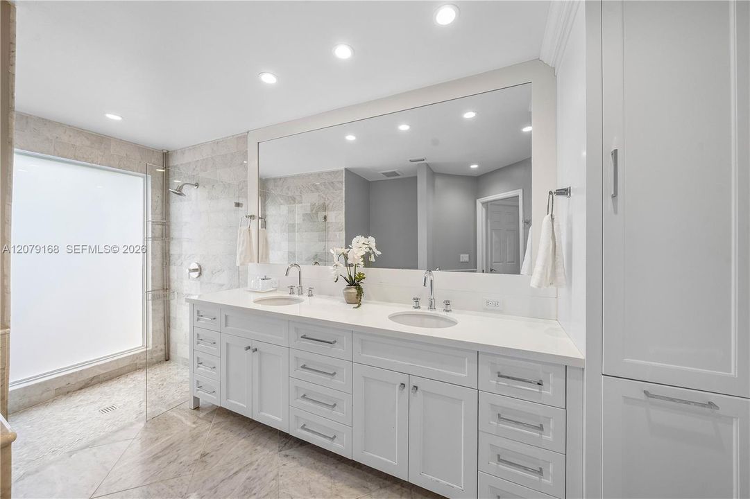 For Sale: $1,899,999 (3 beds, 2 baths, 2357 Square Feet)