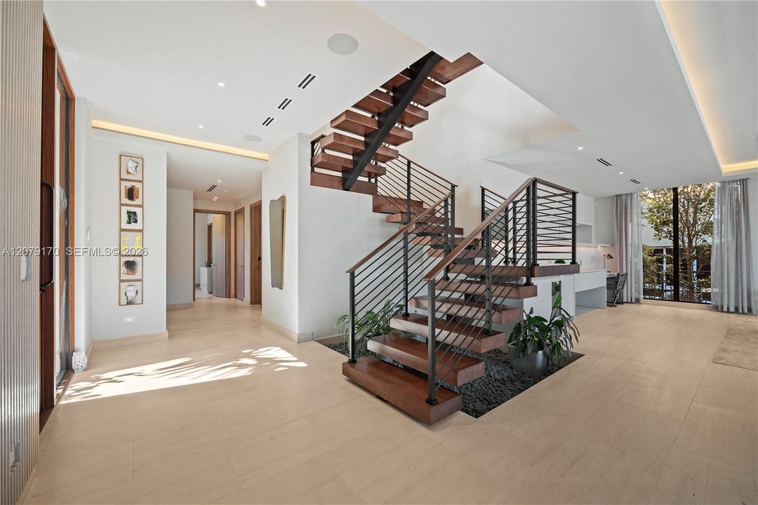 For Rent: $37,500 (4 beds, 4 baths, 3367 Square Feet)