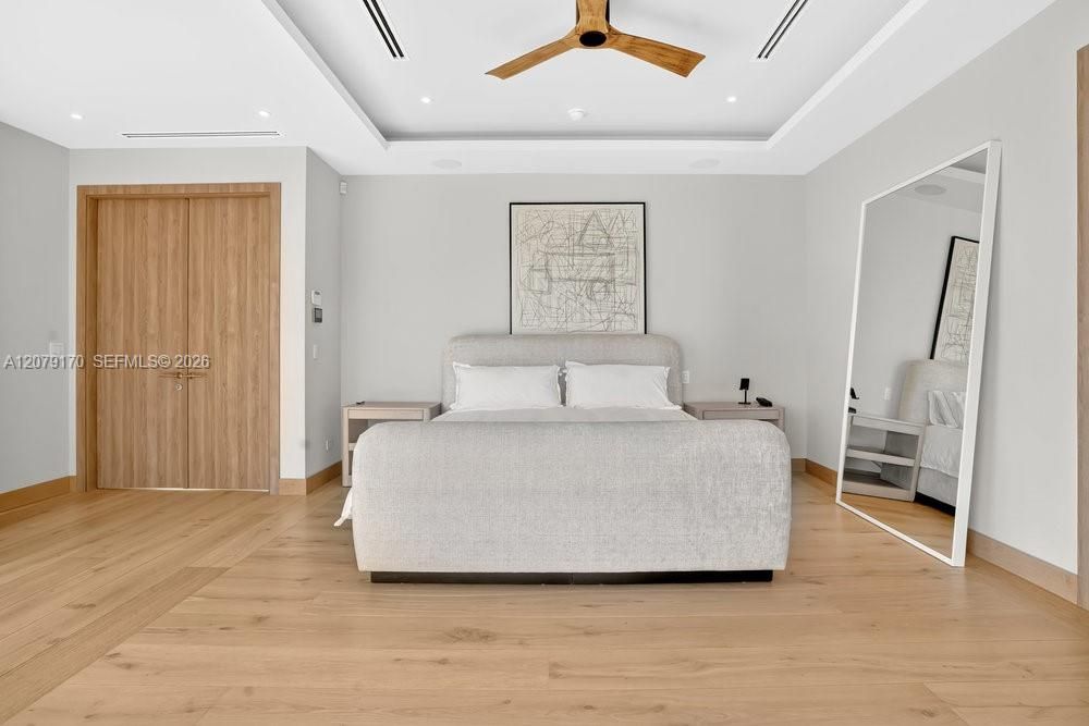 For Rent: $37,500 (4 beds, 4 baths, 3367 Square Feet)