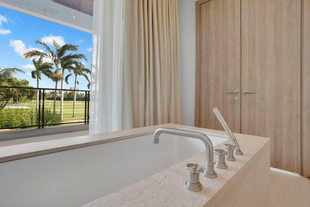 For Rent: $37,500 (4 beds, 4 baths, 3367 Square Feet)