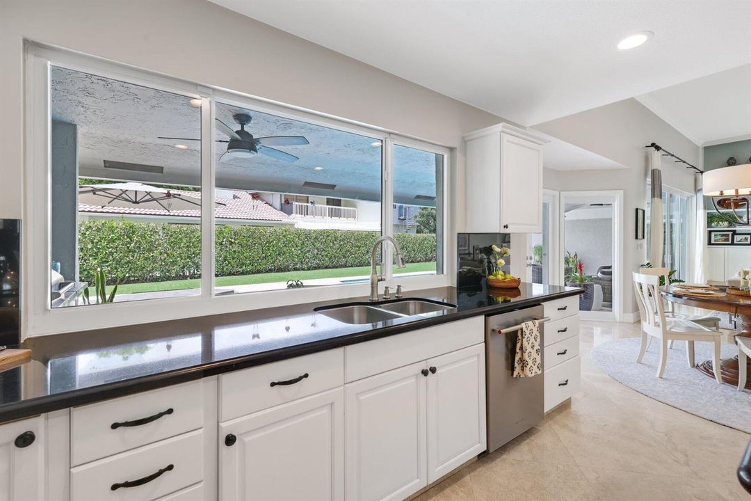 2911 NW 28th Terrace - 24.jpg-SMALL