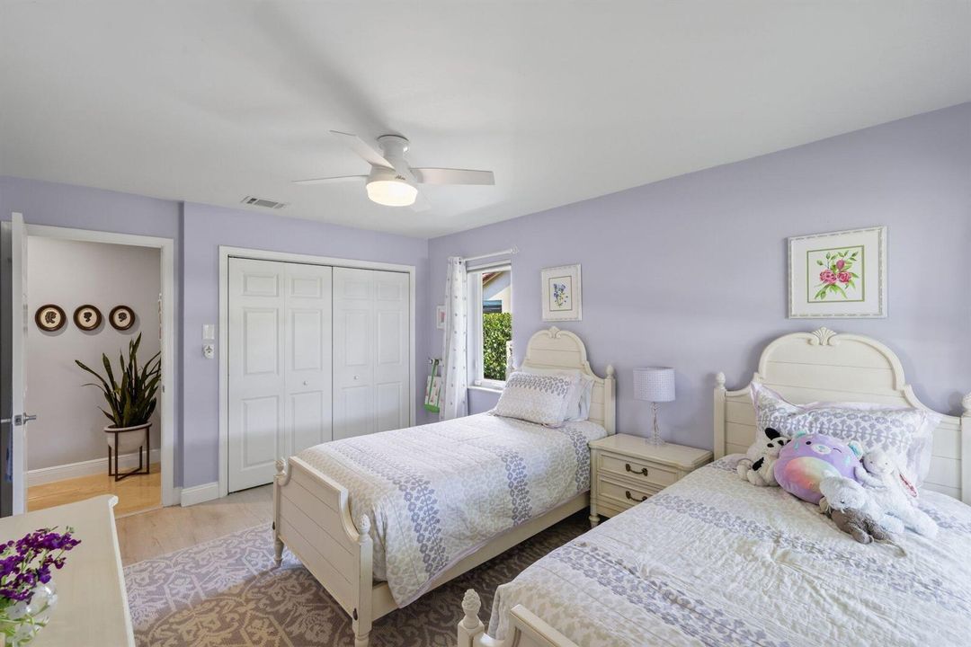 2911 NW 28th Terrace - 53.jpg-SMALL