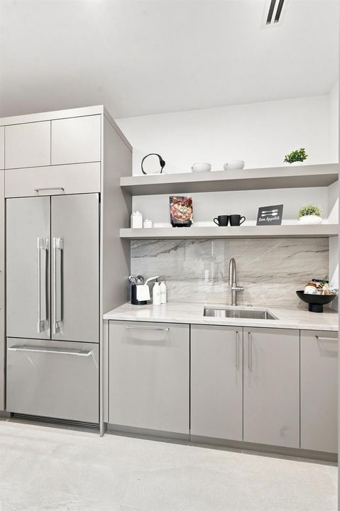 Butler Pantry