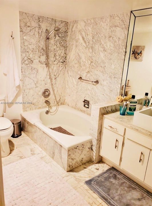For Rent: $3,900 (2 beds, 2 baths, 1500 Square Feet)