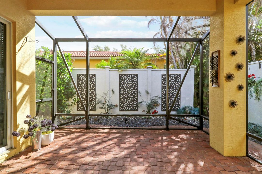 Extended Screened Lanai