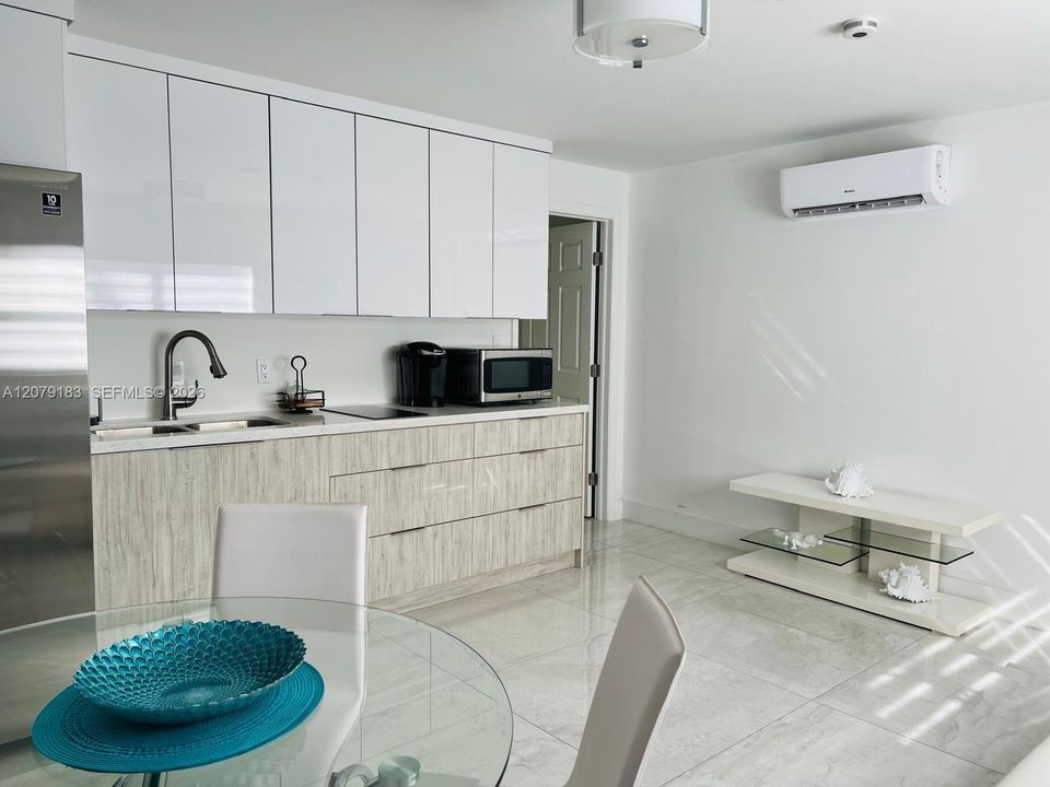 For Sale: $664,500 (3 beds, 2 baths, 1336 Square Feet)