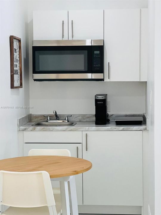 For Sale: $664,500 (3 beds, 2 baths, 1336 Square Feet)