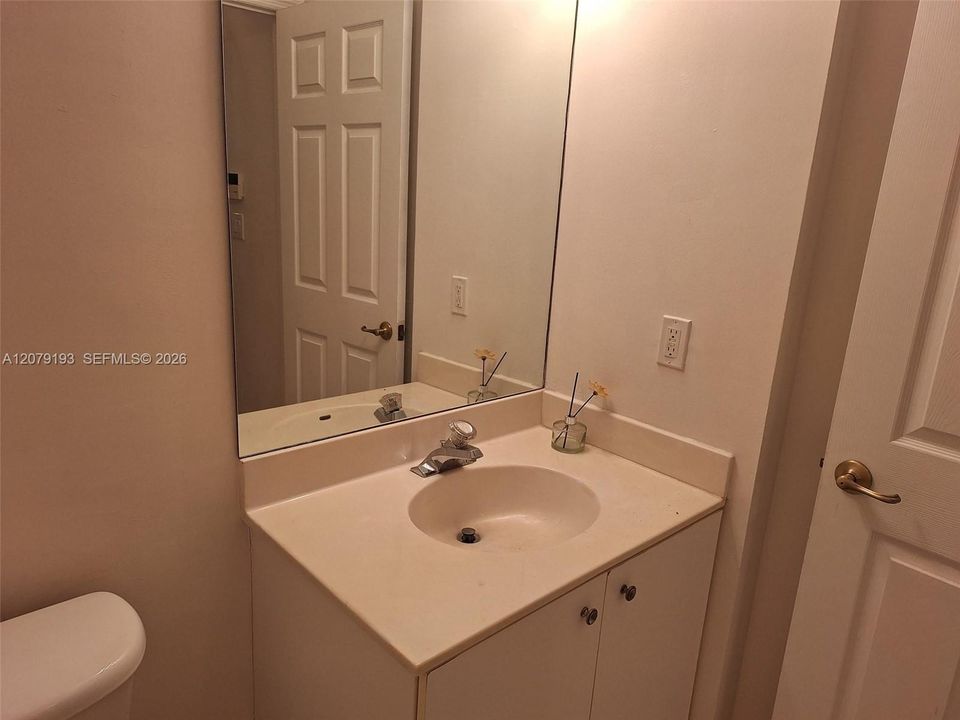 En Renta: $3,550 (3 camas, 2 baños, 1512 Pies cuadrados)