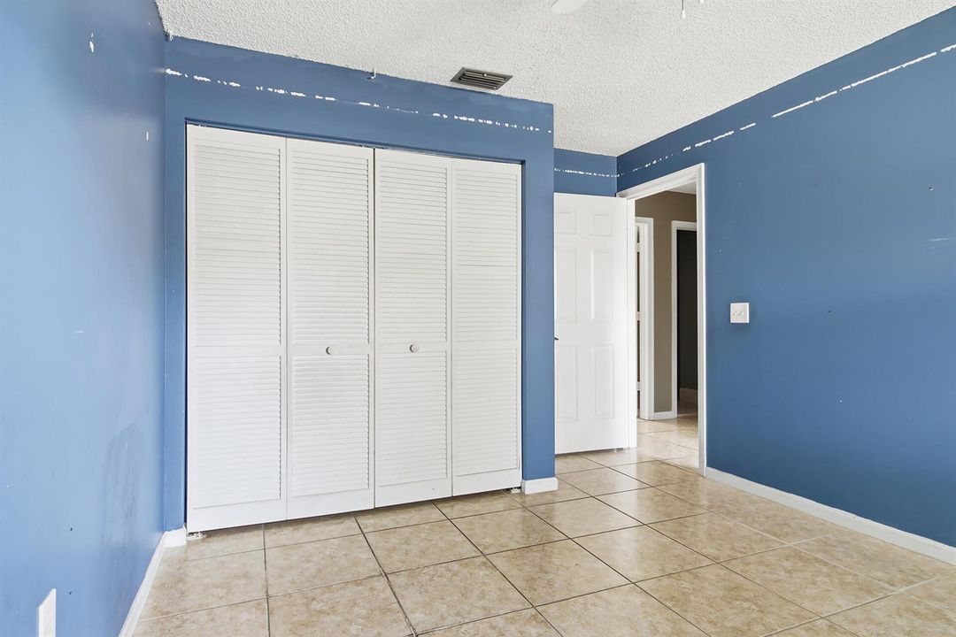 108-SANTA-MONICA-BLVD-33411-026