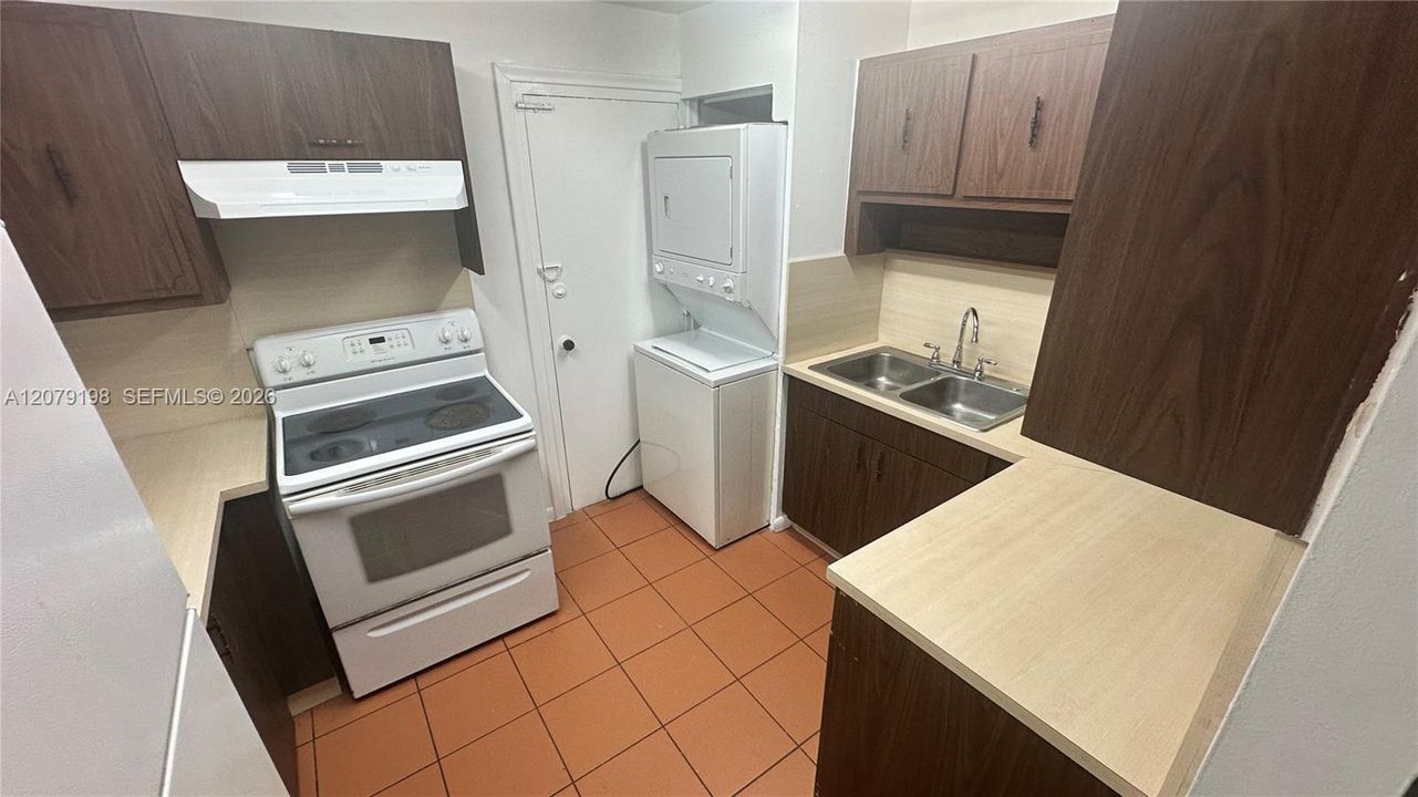 В аренду: $2,500 (3 спален, 2 ванн, 1262 Квадратных фут)