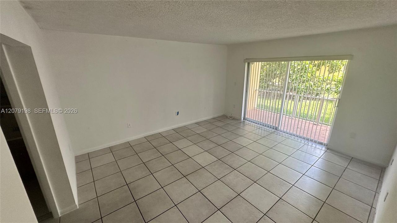 В аренду: $2,500 (3 спален, 2 ванн, 1262 Квадратных фут)