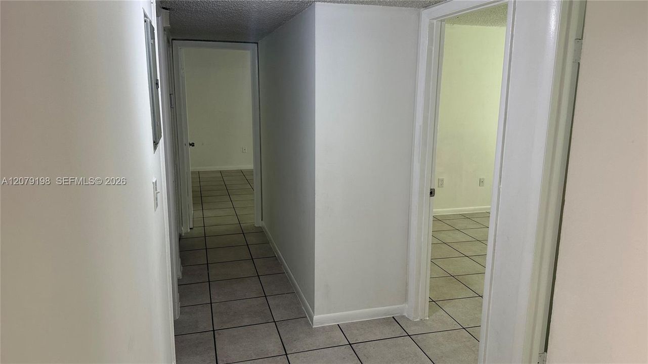 В аренду: $2,500 (3 спален, 2 ванн, 1262 Квадратных фут)