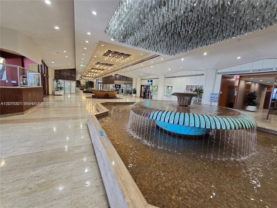 На продажу: $405,000 (2 спален, 2 ванн, 990 Квадратных фут)