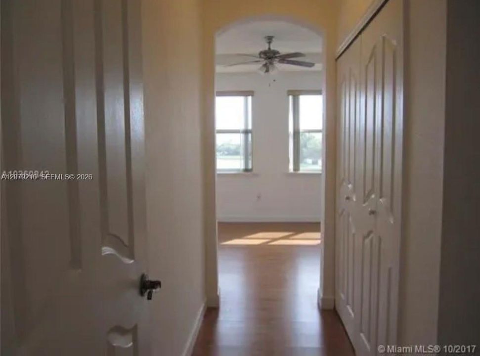 Master’s bedroom hallway