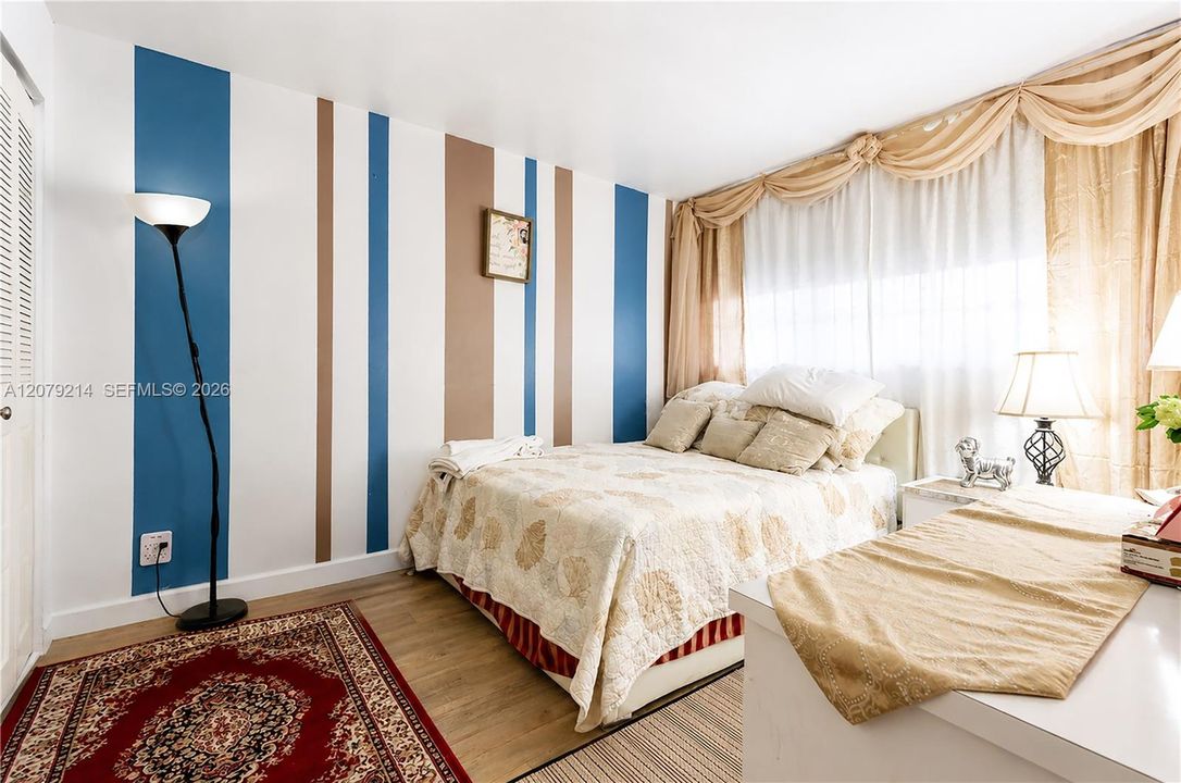 На продажу: $285,000 (3 спален, 2 ванн, 1155 Квадратных фут)