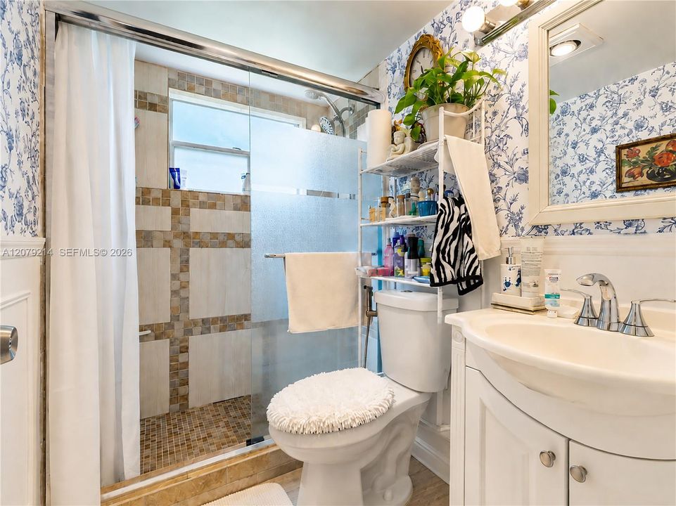 На продажу: $285,000 (3 спален, 2 ванн, 1155 Квадратных фут)