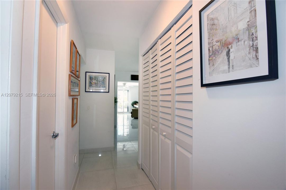 For Sale: $699,900 (3 beds, 2 baths, 1873 Square Feet)
