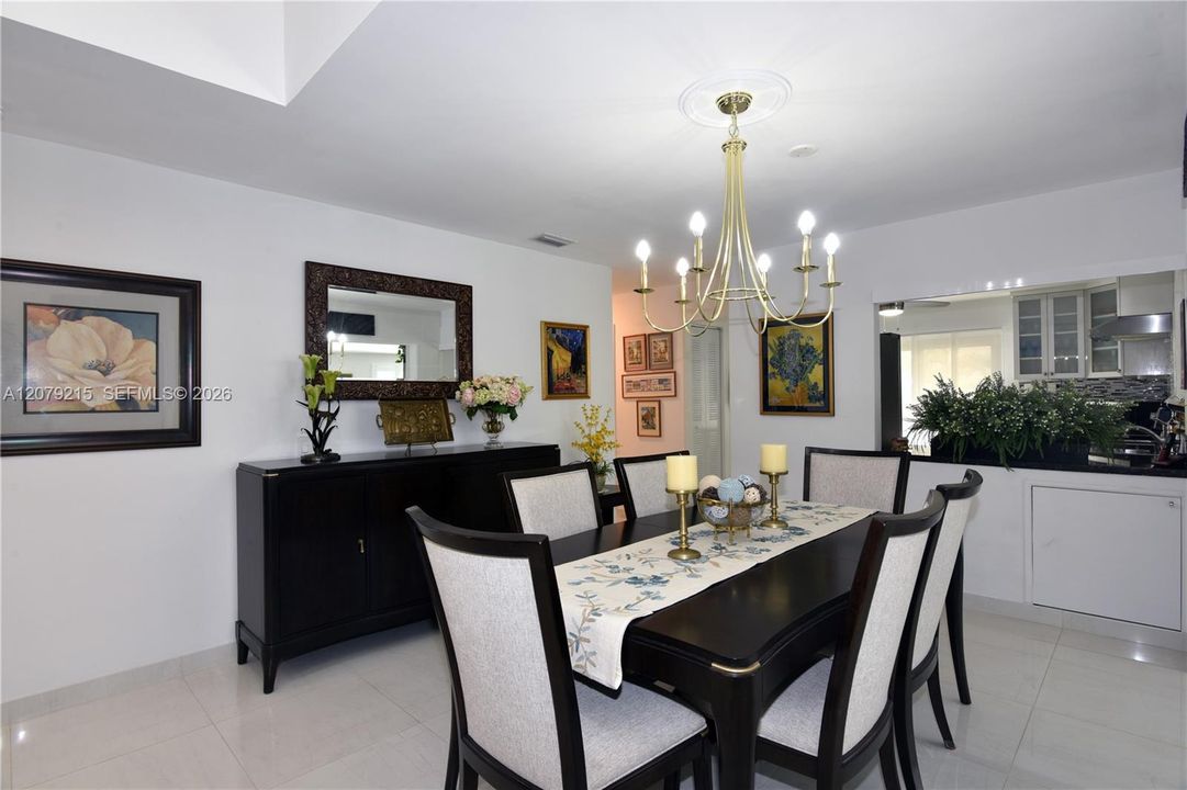 For Sale: $699,900 (3 beds, 2 baths, 1873 Square Feet)