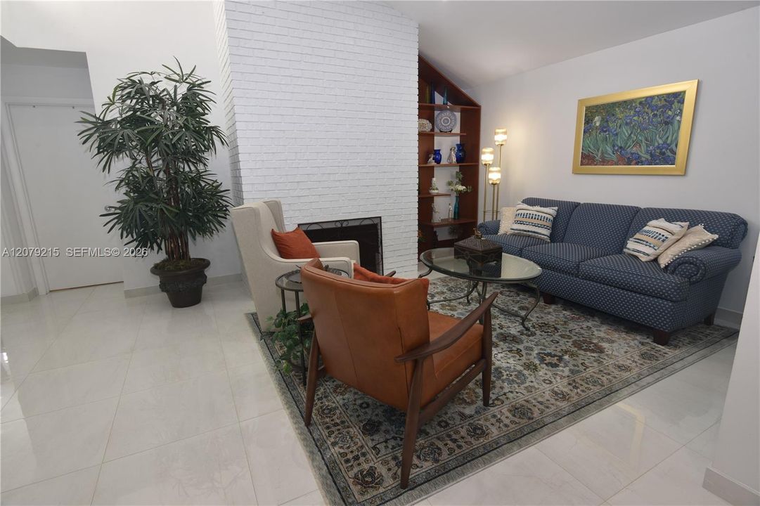 For Sale: $699,900 (3 beds, 2 baths, 1873 Square Feet)
