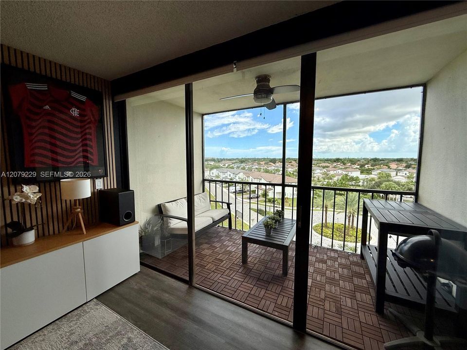 For Rent: $2,900 (2 beds, 2 baths, 1445 Square Feet)