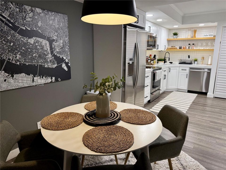 For Rent: $2,900 (2 beds, 2 baths, 1445 Square Feet)