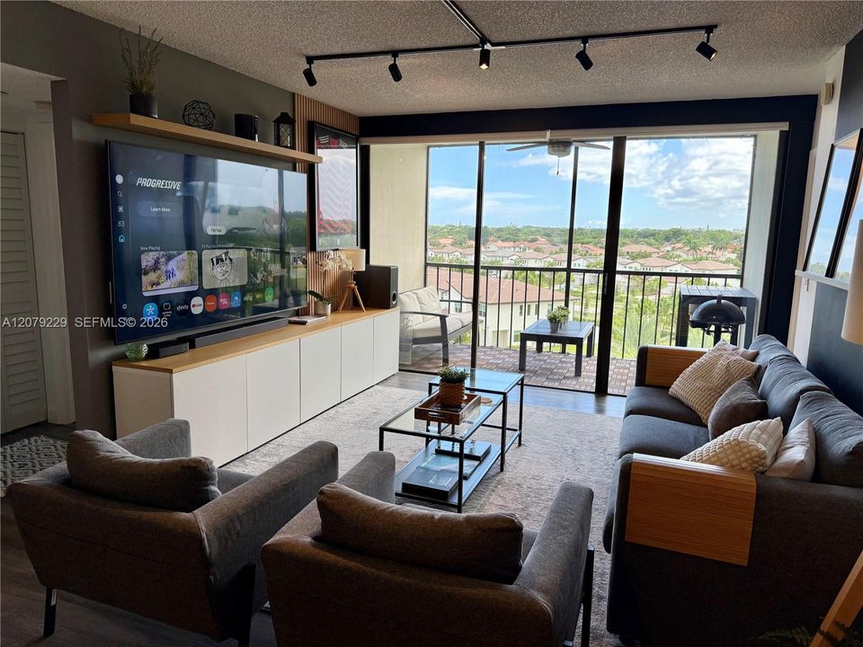 For Rent: $2,900 (2 beds, 2 baths, 1445 Square Feet)