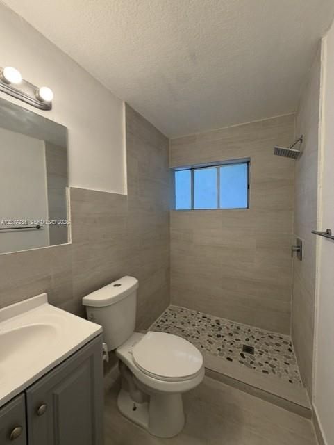В аренду: $2,200 (1 спален, 1 ванн, 1681 Квадратных фут)