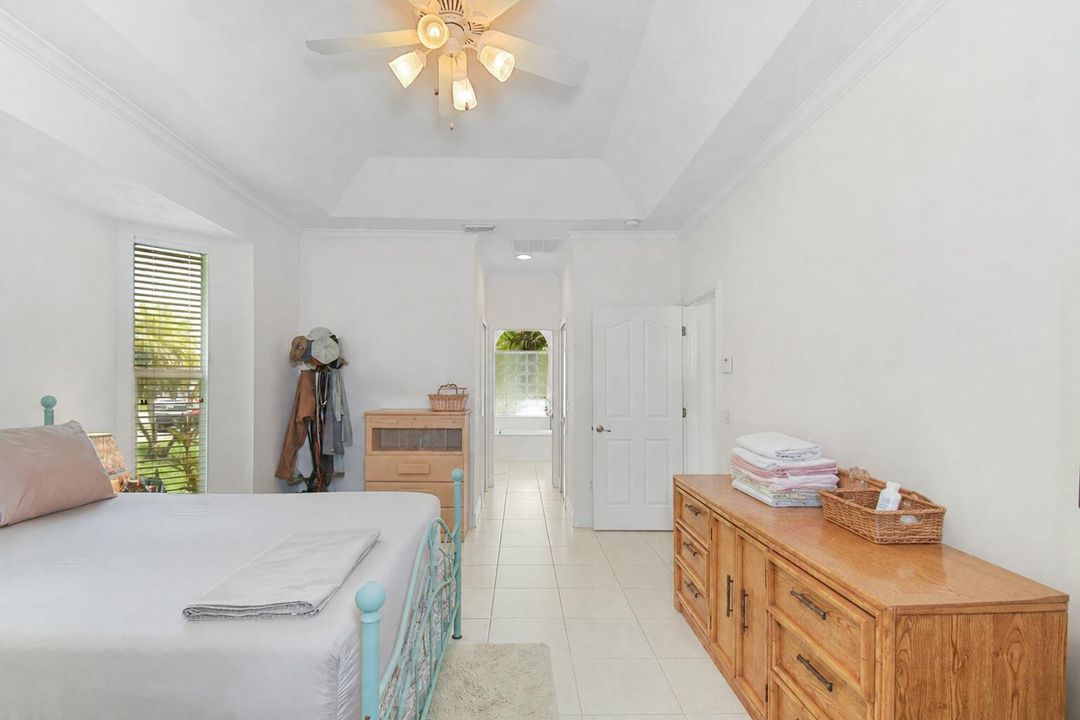 Master bedroom 2