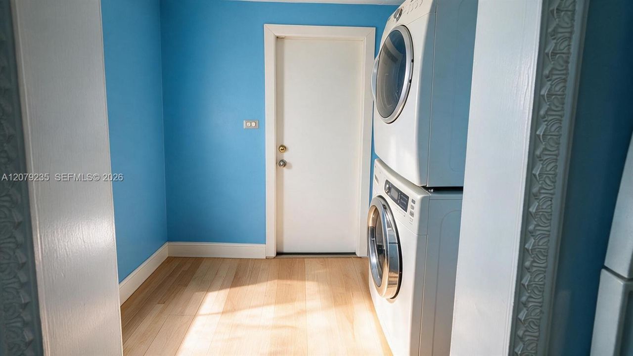 En Venta: $349,000 (2 camas, 1 baños, 878 Pies cuadrados)