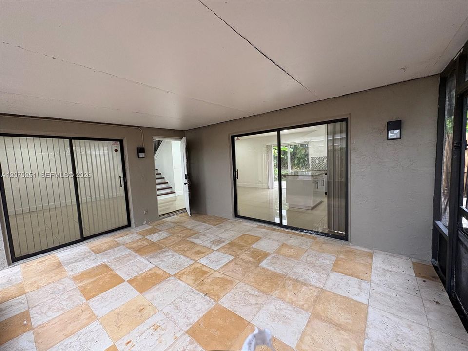 For Rent: $2,650 (2 beds, 2 baths, 1259 Square Feet)