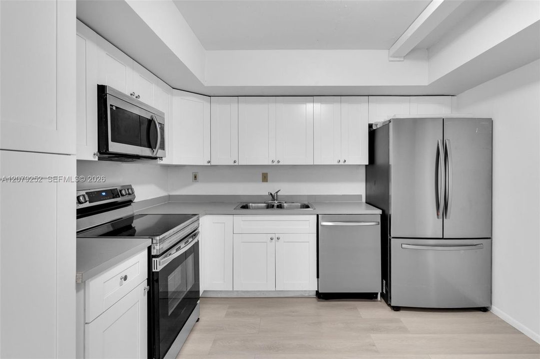 For Rent: $3,100 (2 beds, 2 baths, 1124 Square Feet)