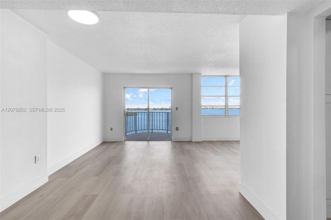 For Rent: $3,100 (2 beds, 2 baths, 1124 Square Feet)
