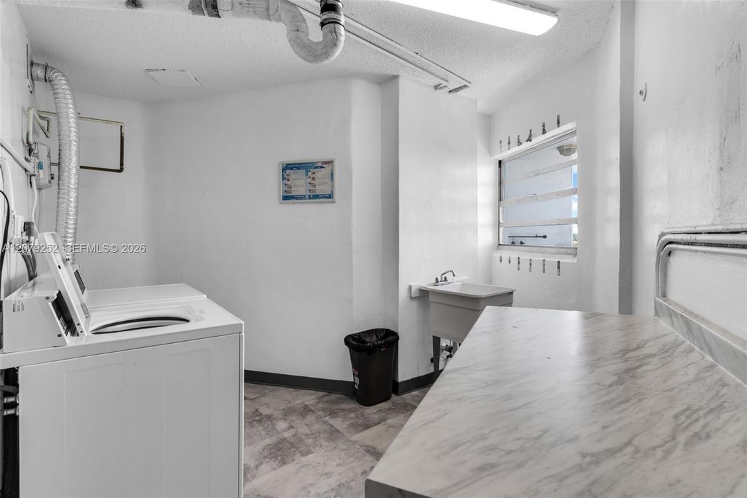 For Rent: $3,100 (2 beds, 2 baths, 1124 Square Feet)