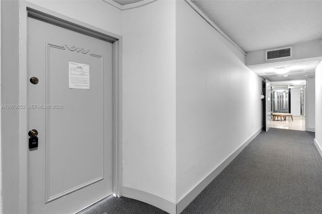 For Rent: $3,100 (2 beds, 2 baths, 1124 Square Feet)