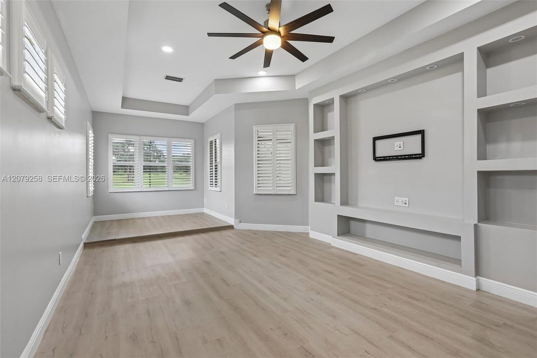 For Sale: $725,000 (5 beds, 4 baths, 0 Square Feet)