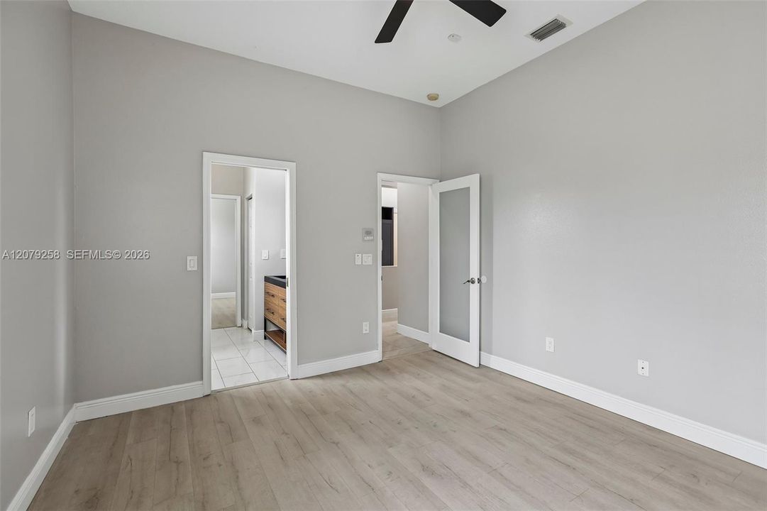For Sale: $725,000 (5 beds, 4 baths, 0 Square Feet)