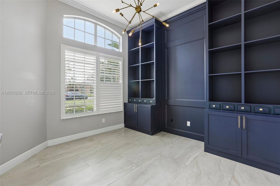 For Sale: $725,000 (5 beds, 4 baths, 0 Square Feet)