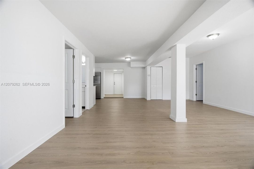For Rent: $3,400 (3 beds, 2 baths, 1700 Square Feet)