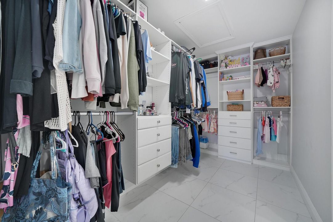 Walk In Closet