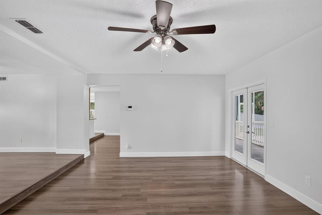 Living Room 4
