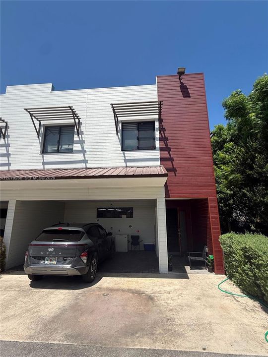 For Sale: $380,000 (3 beds, 2 baths, 1253 Square Feet)