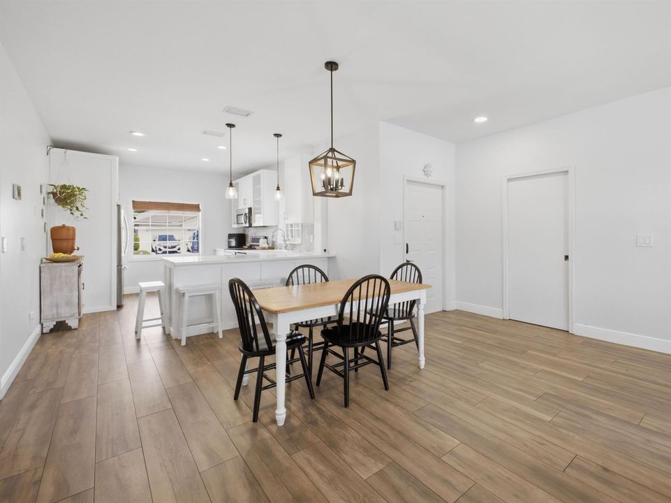 Dining to Foyer Kitchen