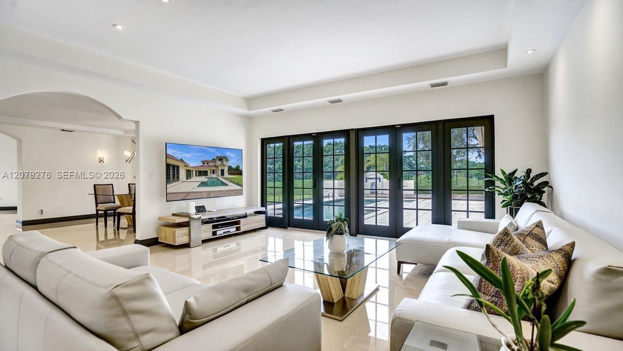 For Sale: $2,285,000 (5 beds, 5 baths, 5025 Square Feet)