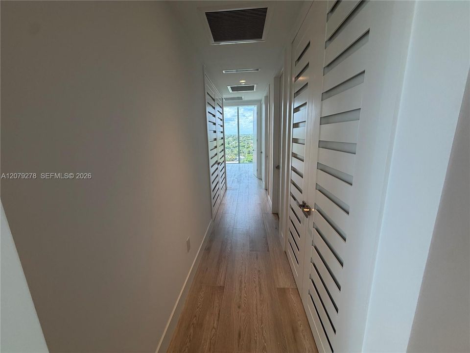 В аренду: $15,000 (2 спален, 2 ванн, 0 Квадратных фут)