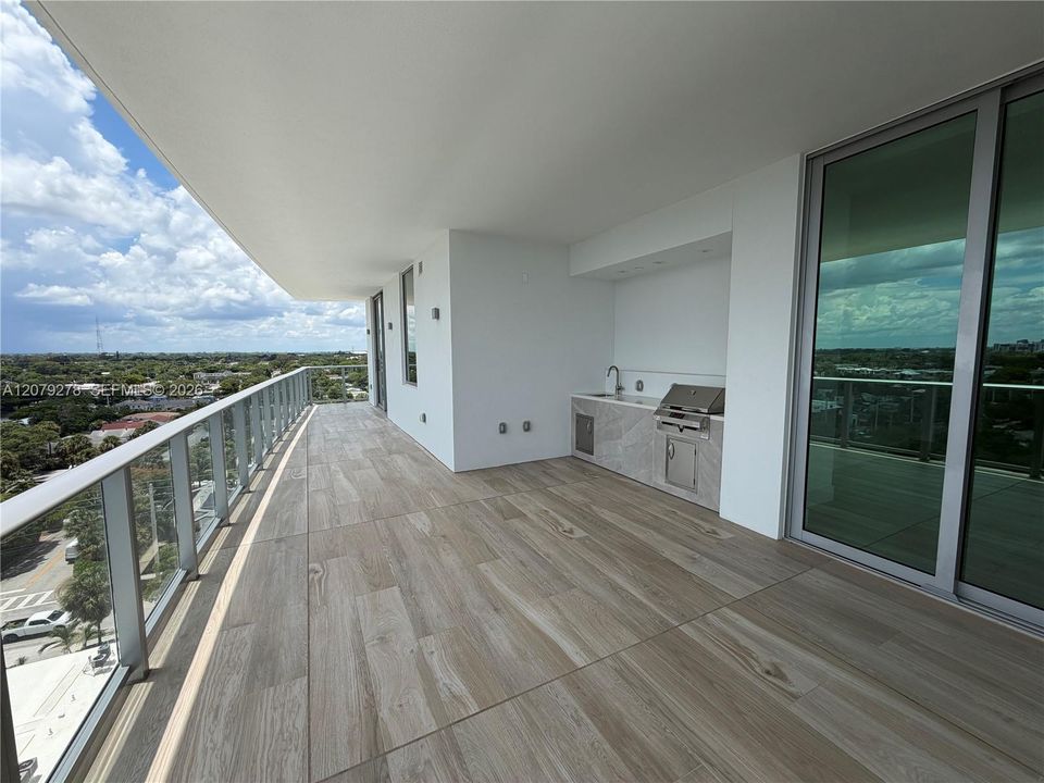 В аренду: $15,000 (2 спален, 2 ванн, 0 Квадратных фут)