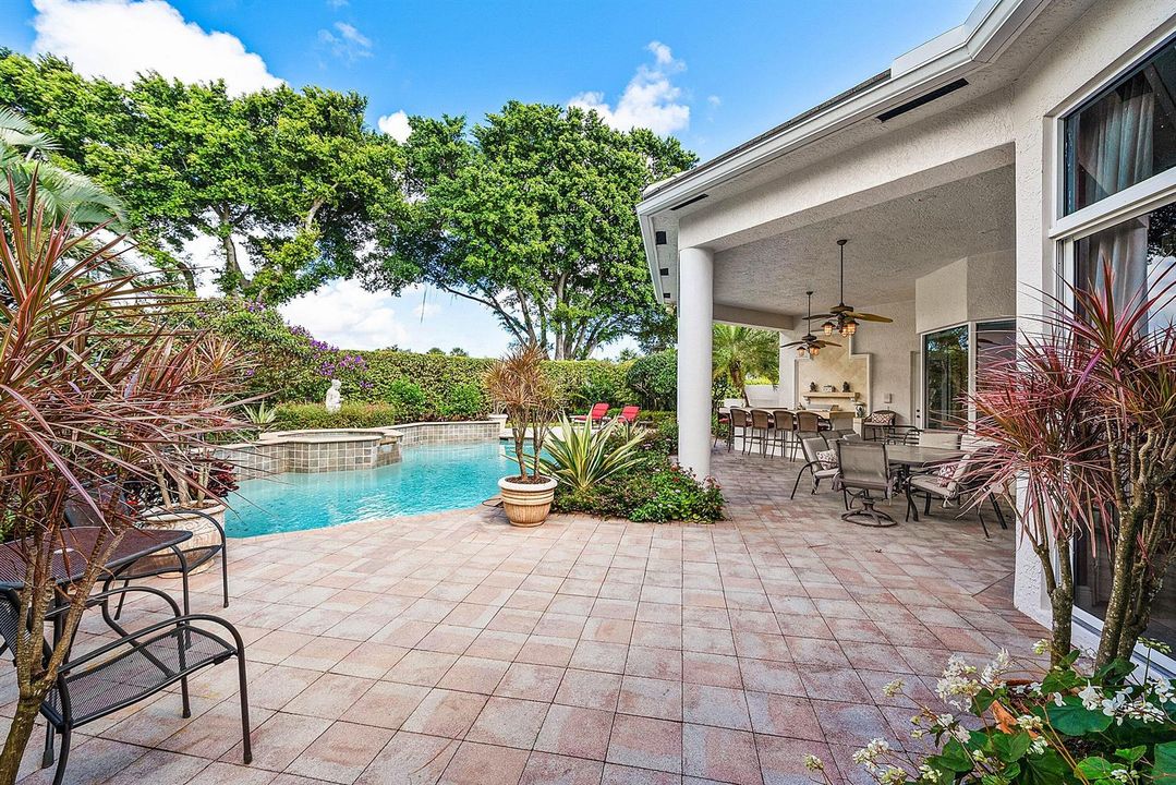 048-114VintageIsleLane-PalmBeachGardens-