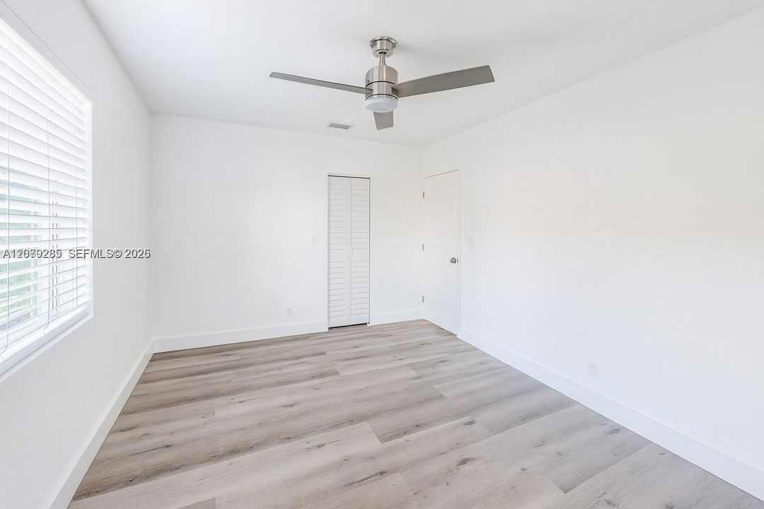 В аренду: $2,600 (2 спален, 1 ванн, 1056 Квадратных фут)