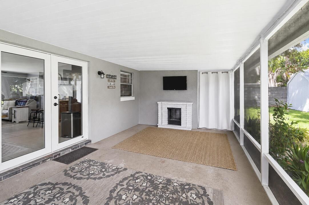 7506 Kenwood Road-25